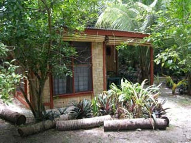 Отель Dolphin Bay Divers Retreat Vatolotolo Номер фото